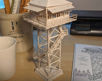 Custom order for Bertrand - 1:72 scale lookout tower model