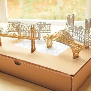 Set regalo Portland Oregon Bridge Ornamenti, pronto da appendere, decorazioni per la casa, nessun assemblaggio richiesto immagine 2