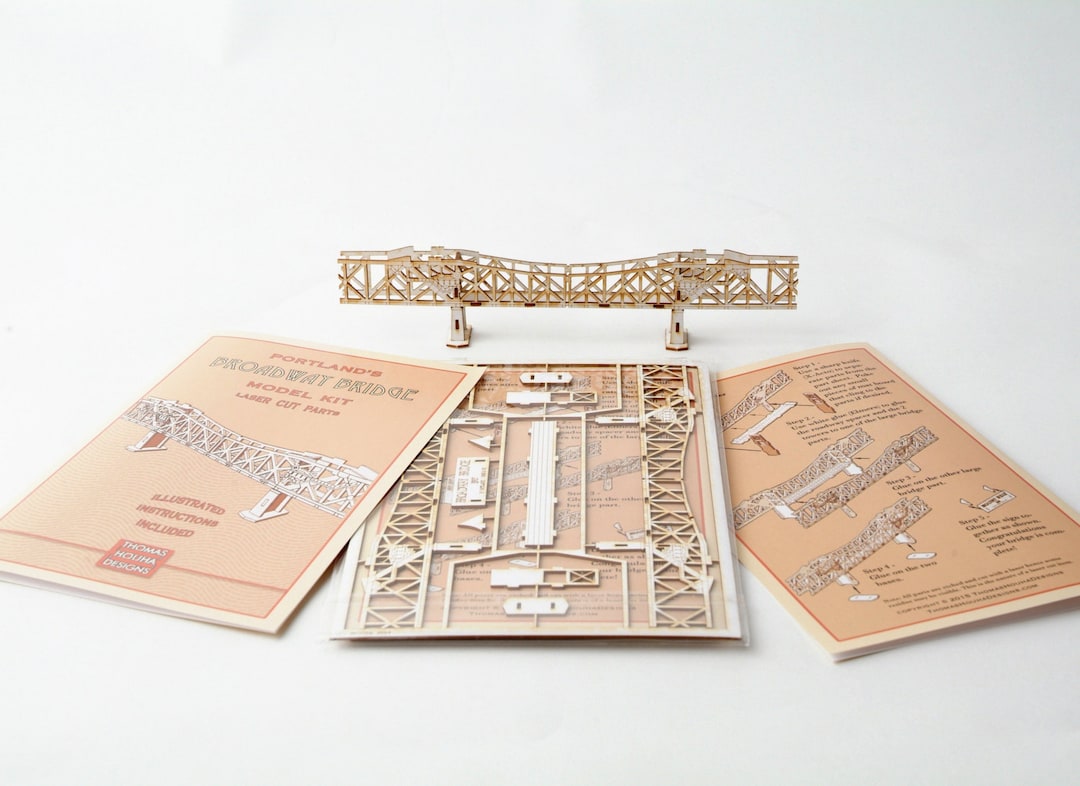 Architectural Model Kit of the Broadway Bridge Portland Oregon ...