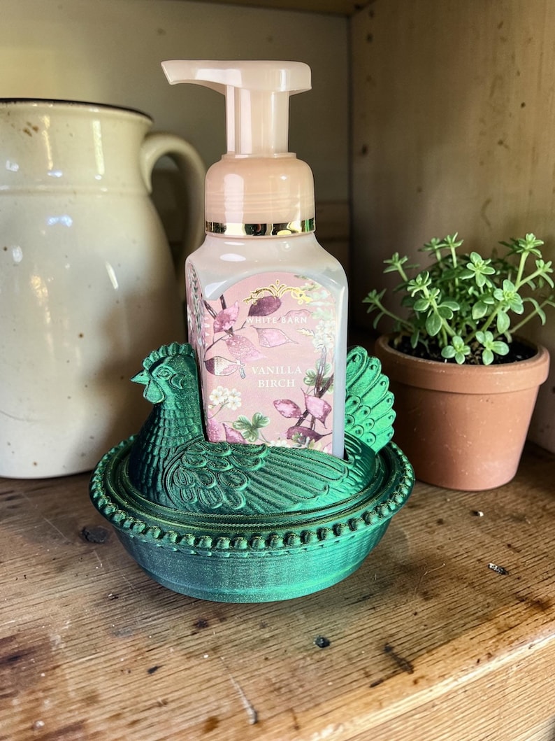 3D Printed Hen on Nest Soap Dispenser Holder: Vintage Farmhouse Decor Bath and body works chicken 画像 5
