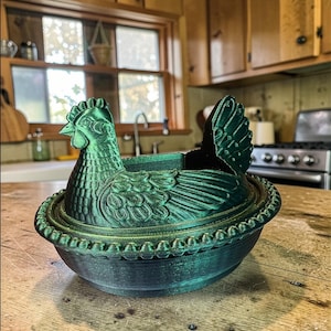 3D Printed Hen on Nest Soap Dispenser Holder: Vintage Farmhouse Decor Bath and body works chicken 画像 1