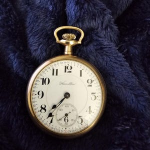 Antique 1917 Hamilton Grade 978 16S, 17 Jewel Model 2 Pocket Watch