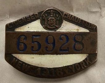 Antique New York 1916 Licensed Chauffeur badge pin Diegess Clust