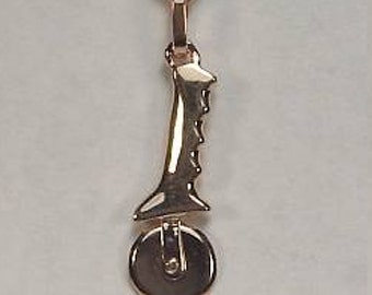 Pizza Cutter / Pizza Wheel Pendant (#4382) - 1" x 1/4" - Silver or 14kt gold