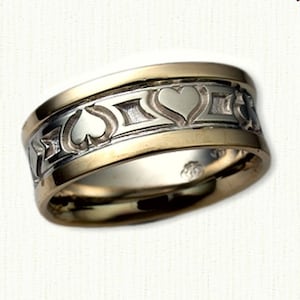 Anello nuziale con carte da gioco - Cuori, picche, quadri e fiori ovunque! (8-9 mm)