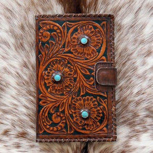 CARTEIRA DE COURO FERRAMENTADO em pedras de hibisco turquesa artesanais Clutch Vários compartimentos para cartão Carteira para passaporte Fecho magnético