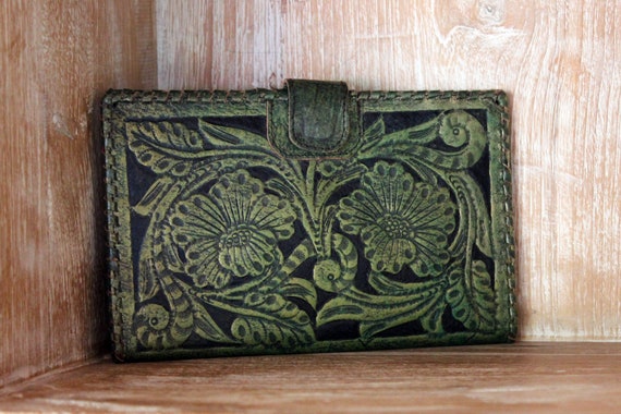 GREEN PASSPORT WALLET, Tooled Leather Purse, Green Biker Wallet, Full Leather Lining, Vintage Style, Hand Painted Leather, Bifold Wallet.