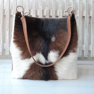Cartera GRANDE DE PIEL DE VACA con cremallera, bolso de mano de piel de vaca con pelo marrón y blanco, hecho a medida, regalo para esposa, bolso de piel de vaca, bolso de mano de cuero