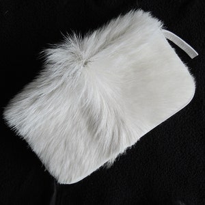 Cartera de cuero de mujer en el cabello blanco de la pantorrilla en Hide Travel Wallet Pony Hair Passport Wallet w / Zipper Lamb Leather Lining Gift For Her