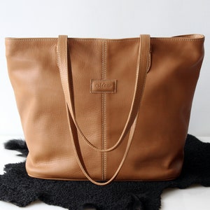 TAN LEATHER TOTE Bag w/ 2 Zipper Top, Tan Overnight Weekender Leather Bag, Oversized Travel Leather bag, Tan Laptop Cabin Luggage. MiowBali