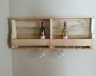 Rustic Pallet Wood Wine Rack