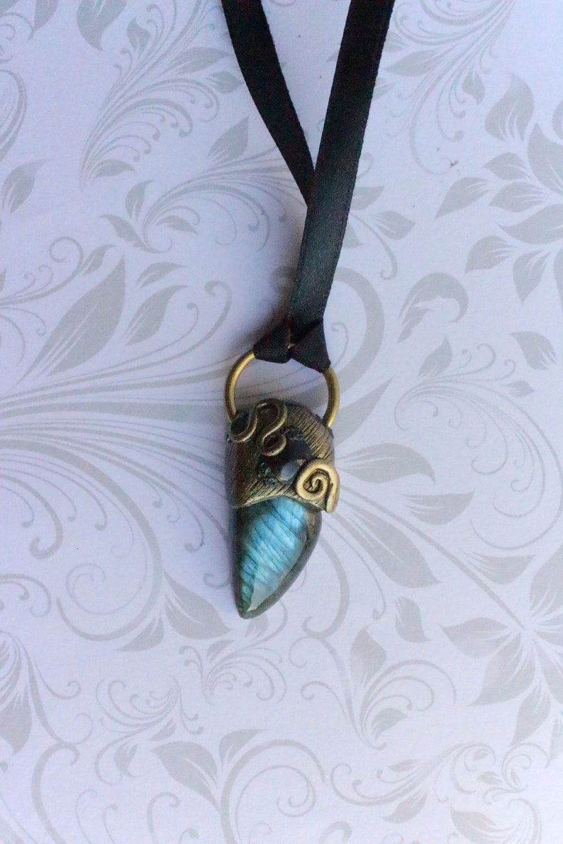 Pendant Necklace Labradorite and Garnet with Brass Ring