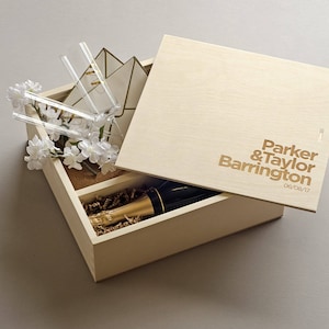 Keepsake Ceremony Wine Box - The Designer // Wedding Wine Box Ceremony // Personalized Wedding Gift // For the Couple