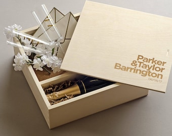 Personalized Wedding Wine Box // Handmade Keepsake Ceremony Capsule - The Designer