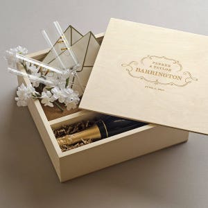 Keepsake Ceremony Wine Box - The Decorator // Wedding Wine Box Ceremony // Personalized Wedding Gift // For the Couple