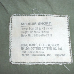 US Army M-65 field jacket OD, Med-Sht, Alpha 1969, few tar stains, zipper pin