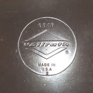 Vollrath company vintage Bakelite &quot;tip&quot; tray #0046 circa 1950s
