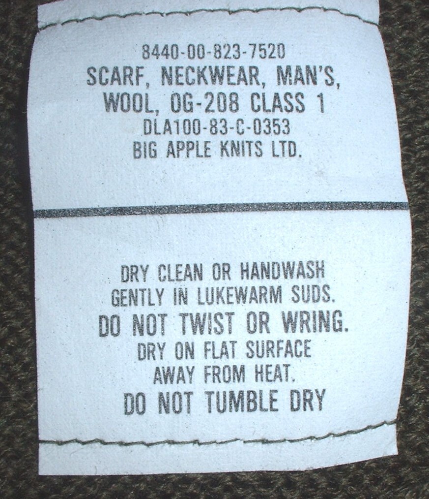 US Army winter scarf; Big Apple Knits 1983