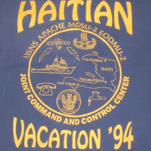 US Navy USNS Apache &quot;Haitian Vacation 1994&quot; T-Shirt size Extra-Large