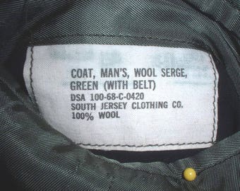 USMC  US Marine Corps winter service coat "Buchanan" size 41 Regular; dated 1968; missing waist belt
