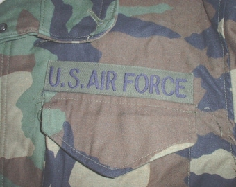 US Army M-65 field jacket Large-Short; woodland camouflage, US Air Force, brass zipper