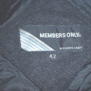 Members Only (TM) black men&#39;s jacket size 42 circa late 1980s-early 1990s