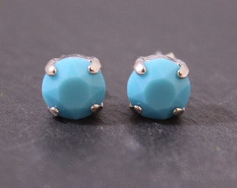 Ocean Blue Crystal Stud Earrings. Stud Earrings with Swarovski Crystal Chatons in Turquoise