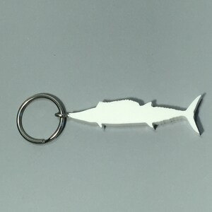 Wahoo Fish Keychain – Eco Friendly Fishing Gift – Handmade from Recycled Plastic – Fisherman Keychain – Stainless Steel – Gift Box Included