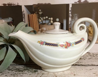 SALE Vtg Hall Aladdin Teapot Yellow Standard Gold trim 6 Cup WInfuser