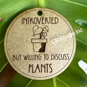 Introverso ma disposto a discutere di piante Portachiavi - SVG Digital Download * Laser Tested *