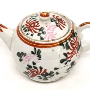 Vintage Mini TEAPOT * Floral Pattern * Teatime?