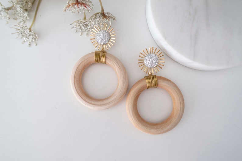 Sunburst Pine Hoops