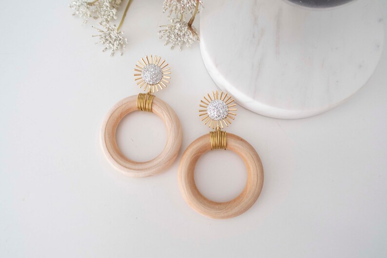 Sunburst Pine Hoops