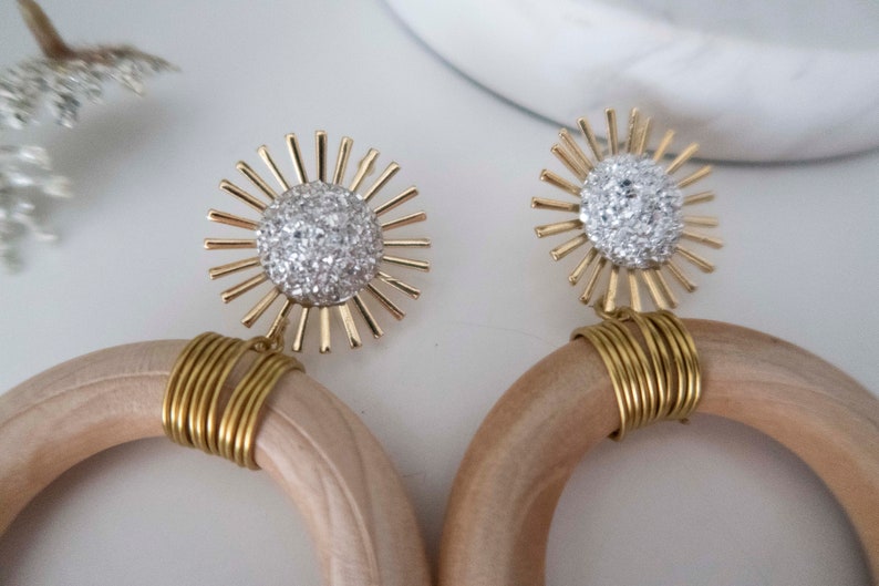 Sunburst Pine Hoops