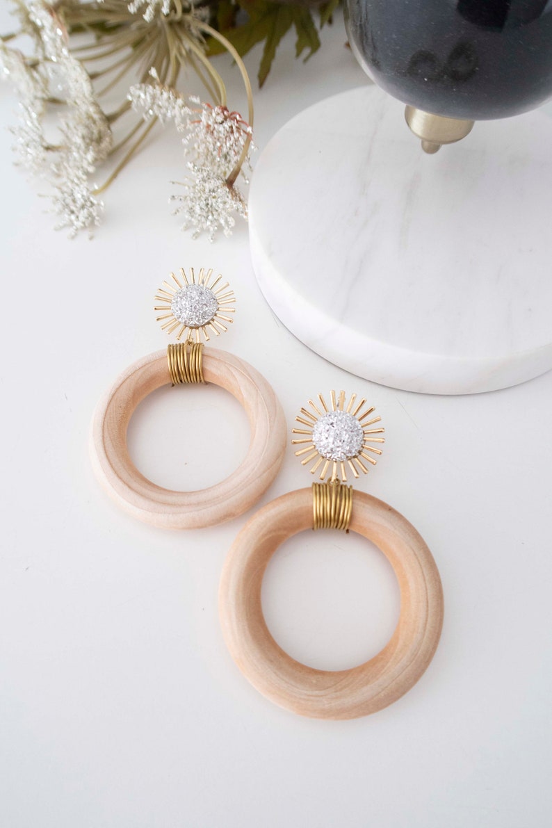 Sunburst Pine Hoops