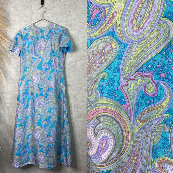 Vintage 70s Floral Paisley Short Sleeve Summer Max