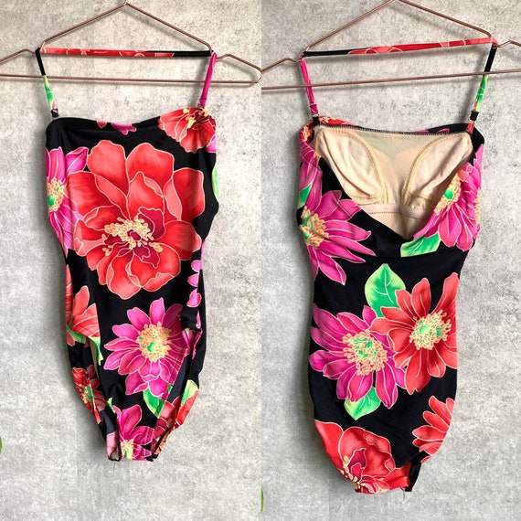 oscar de la renta swimwear