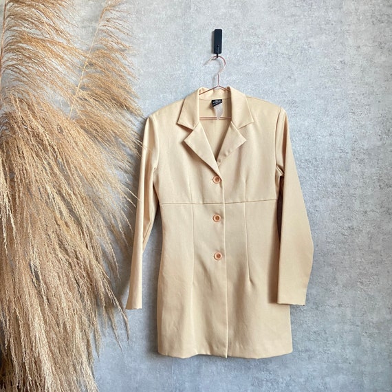Vintage 1990s Tan Long Line Collared Long Sleeve B