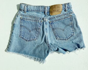 levis 910