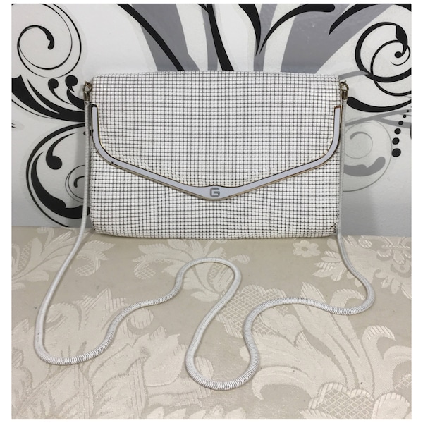 Glomesh handbag, Beaded purse, White handbag, Women's pocketbook, Metal purse, Vintage handbag, 70's bag