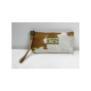 Women&#39;s Cowhide clutch, Cowhide wristlet, Cowgirl Bag, Coin purse, Cream colored purse, Western wristlet, Grab on the go bag