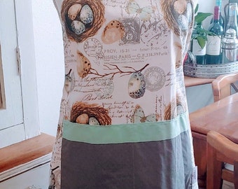 Bird Nest Full Apron with Pocket and Ruffle