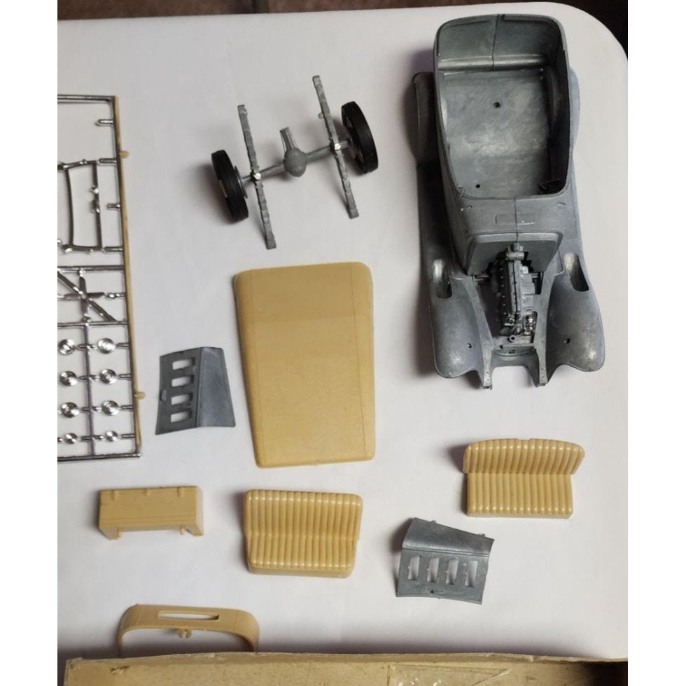 Maquette Métal Hubley - 1932 Chevrolet Phaeton - Kit Non Monté - Pièces Détachées - Occasion