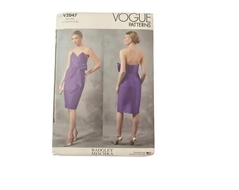 Badgley Mischka Vogue V2047 Pattern Strapless Dress With Bow Detail Sizes 6-22