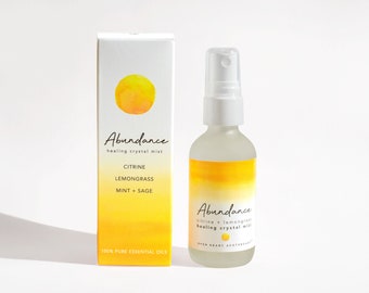 ABUNDANCE Crystal Mist - Therapeutic-Grade Essential Oils, Aromatherapy, Natural Gemstones, Peppermint, Lemongrass, Citrine