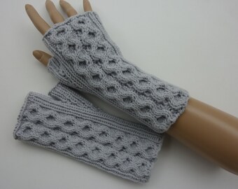 Arm warmers hand warmers light gray cotton cable pattern honeycomb pattern tulip pattern gift girlfriend wife sister birthday Christmas