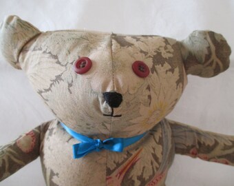 ANDY:  A soft and huggable vintage sort of a bear.
