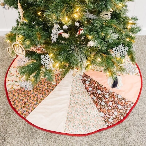 12 Piece Christmas Tree Skirt Sewing Pattern - downloadable and printable, beginner sewing project, Christmas sewing project