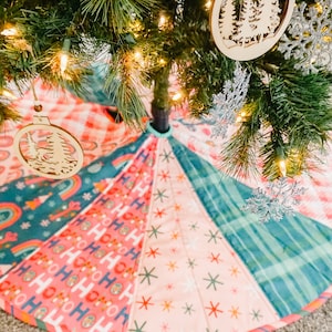 Christmas Tree Skirt Sewing Pattern: 12-Piece DIY Project (PDF Pattern)