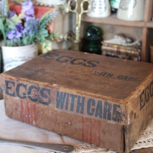 Antique English Egg Box, Vintage Egg Crate, Egg Box, Vintage Egg Box, antique kitchen, antique kitchenware, English Advertising box, kitchen